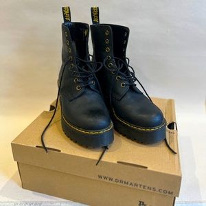 SHRIVER HI - Black - Dr. Martens Air Wair boots